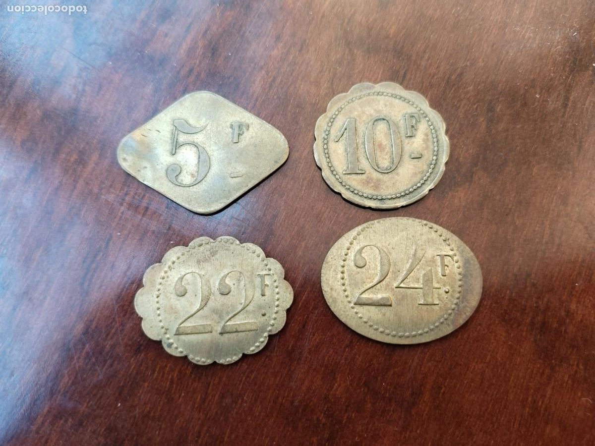 Monnaies locales: Juego de 4 fichas de lat&oacute;n. Ver.