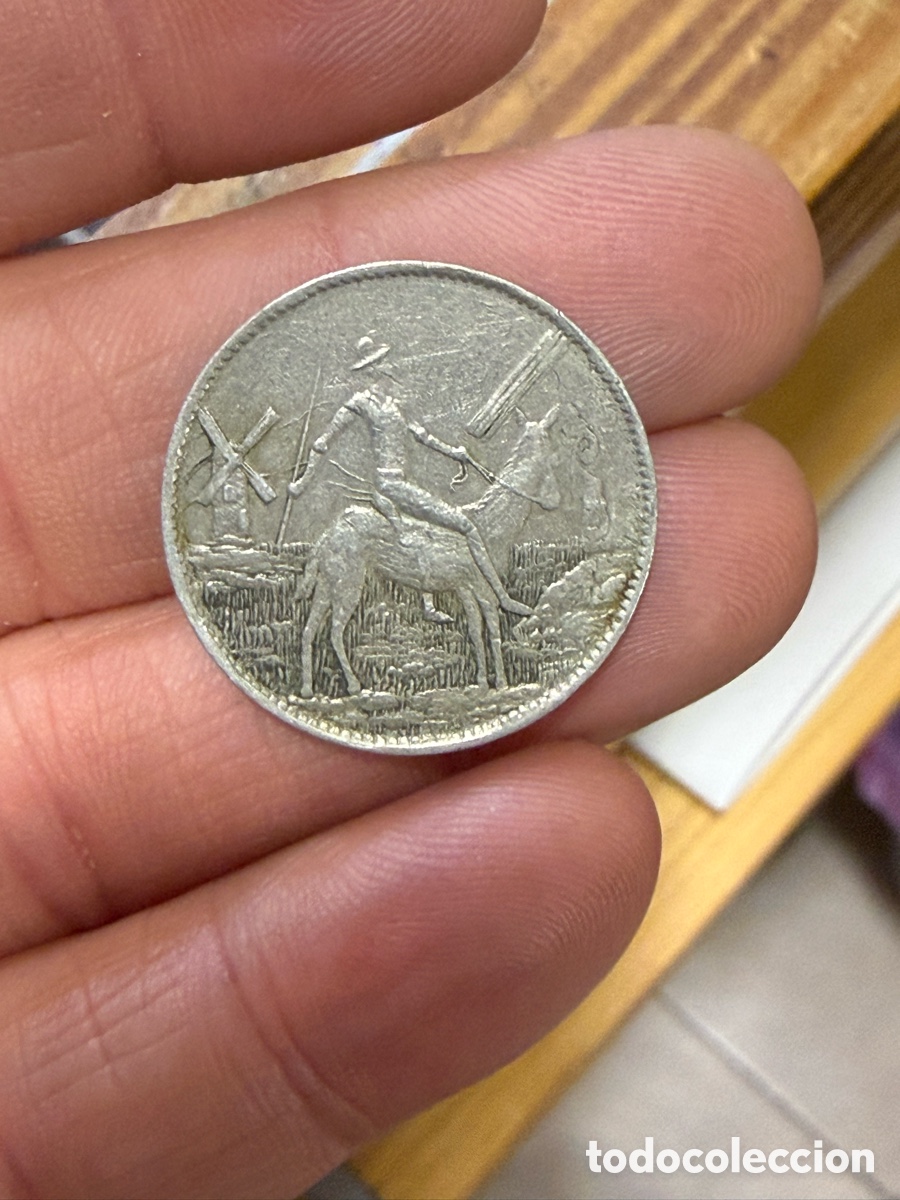 Monedas locales: Moneda de casino de 1 peseta por clasificar