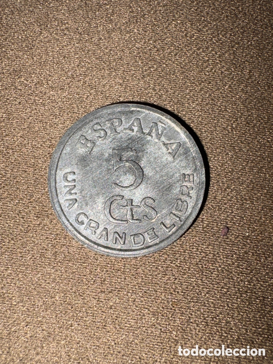 Monedas locales: Antigua moneda de 5 c&eacute;ntimos ESPA&Ntilde;A UNA GRANDE Y LIBRE,&bull;I&bull;A&Ntilde;O TRIUNFAL*ver fotos*RARA*