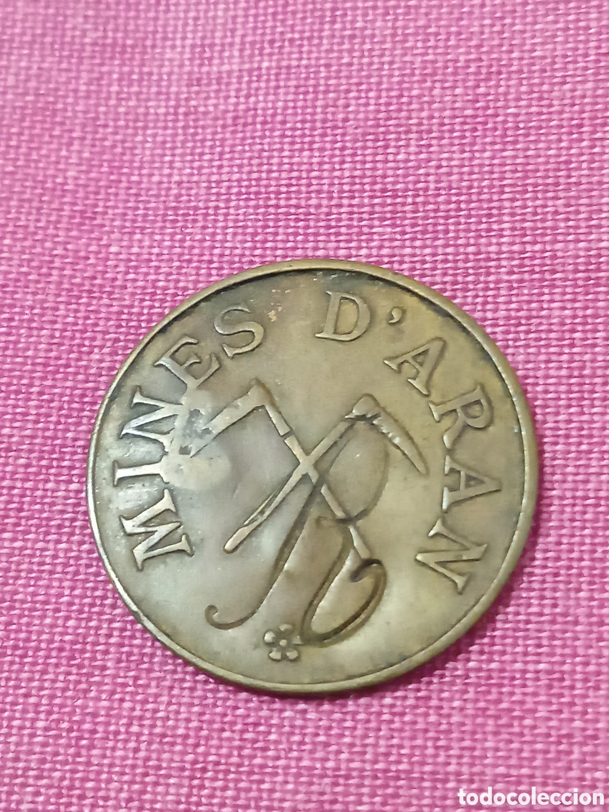 Monedas locales: Rara pieza valor 1 F ? de les mines d'aran L&eacute;rida lleida Resello anverso y reverso -