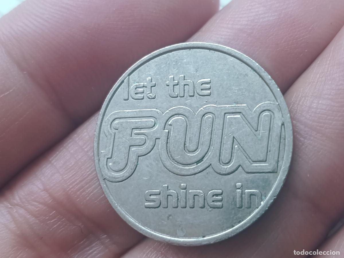 Monedas locales: Token - Let The Fun Shine In