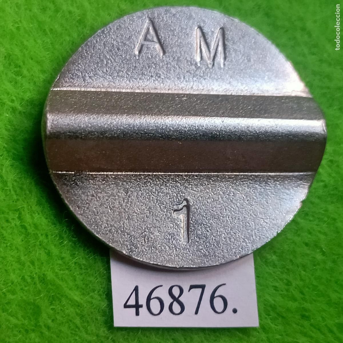 Monedas locales: Ficha ranurada, A M 1, autoservicio, vending, token, jeton