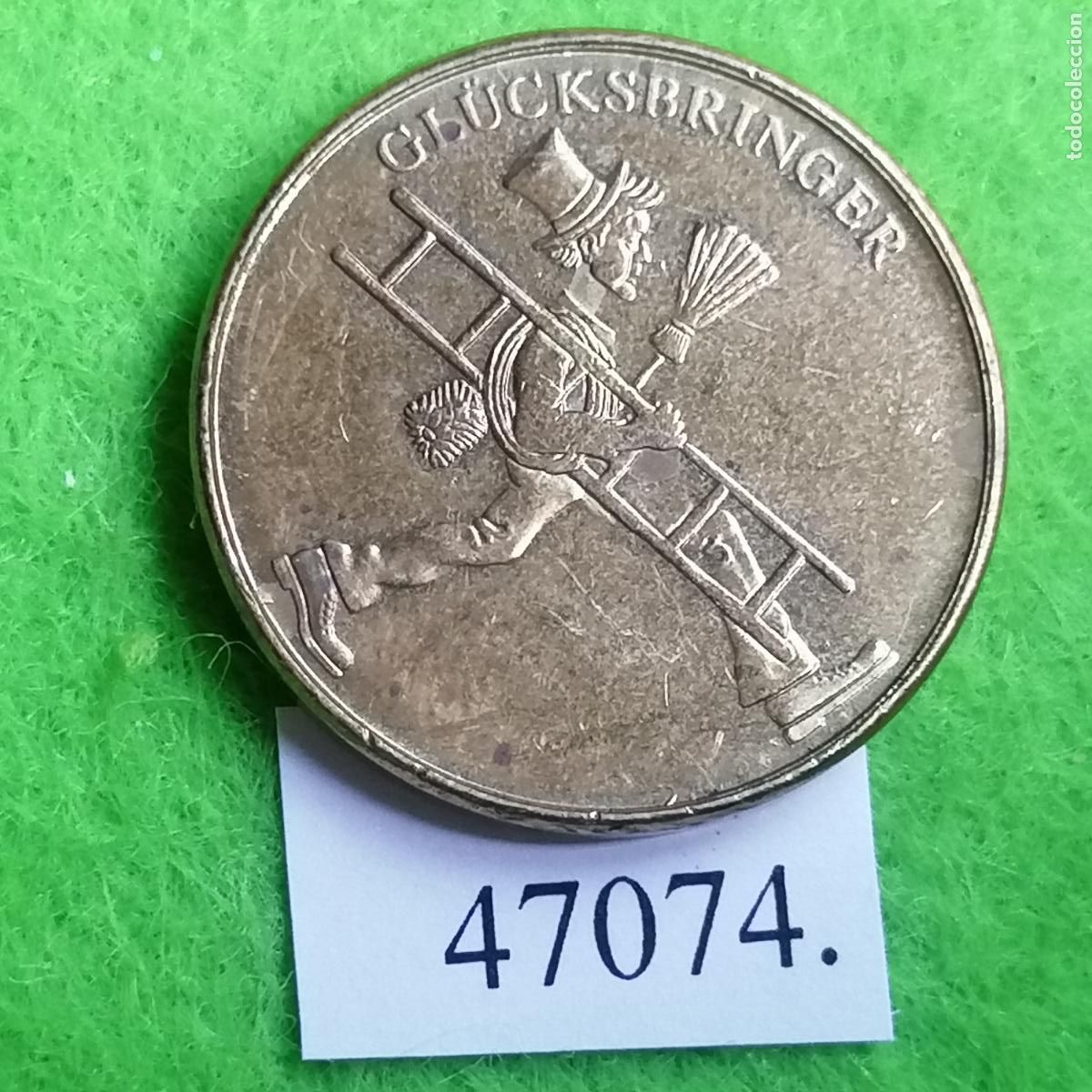 Monedas locales: Ficha Alemania, Gl&uuml;cksbringer, deshollinador, Lucky Token, VIEL GL&Uuml;CK , jet&oacute;n