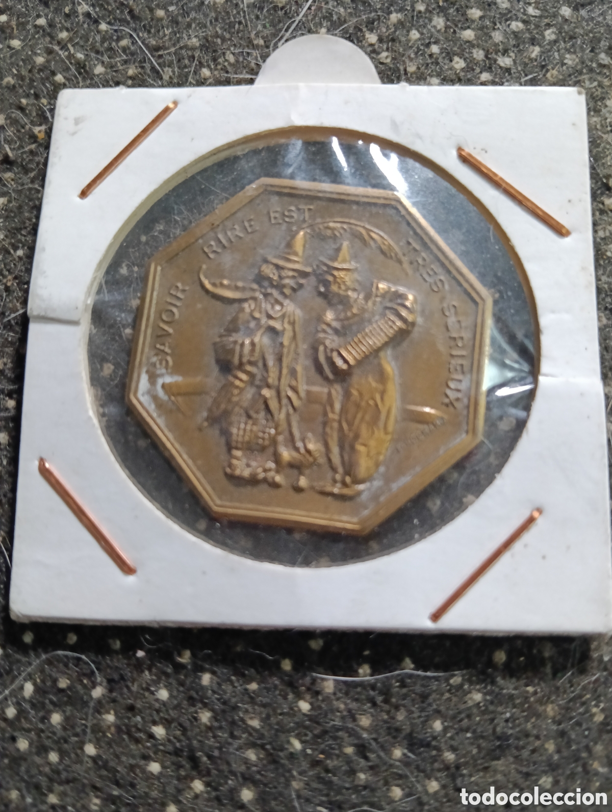 Monedas locales: Ficha octogonal francesa antigua Re&iacute;r es muy serio RIRE EST TRES SERIEUX CADETS CIRCUS 1927-1977