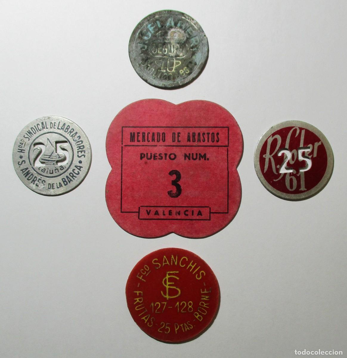 Monedas locales: CONJUNTO DE CINCO FICHAS COMERCIALES MERCADOS DE BARCELONA Y PROVINCIA Y VALENCIA. LOTE 5702