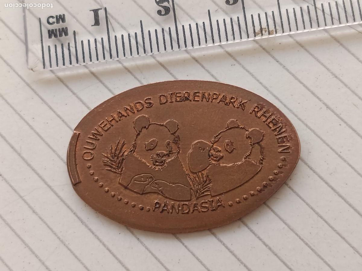 Monedas locales: Pandasia. Osos Panda, ficha enlongada