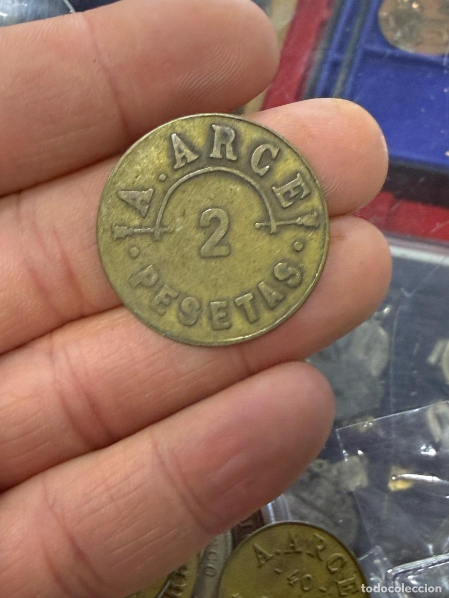 Monedas locales: Antigua ficha por clasificar