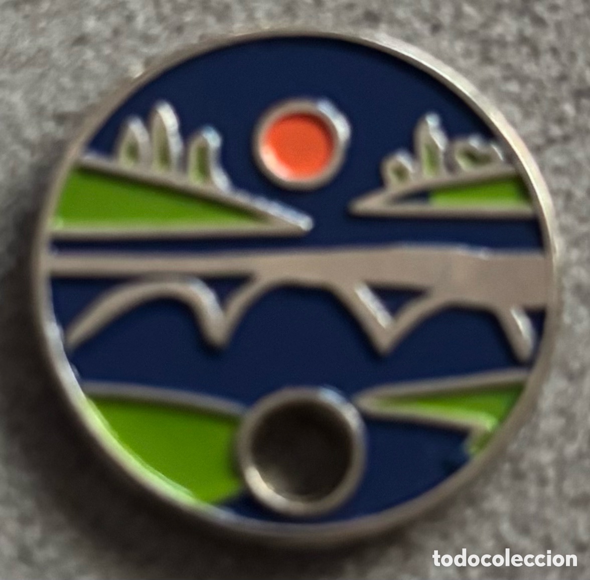 Monedas locales: Ficha publicidad. Puente y paisaje