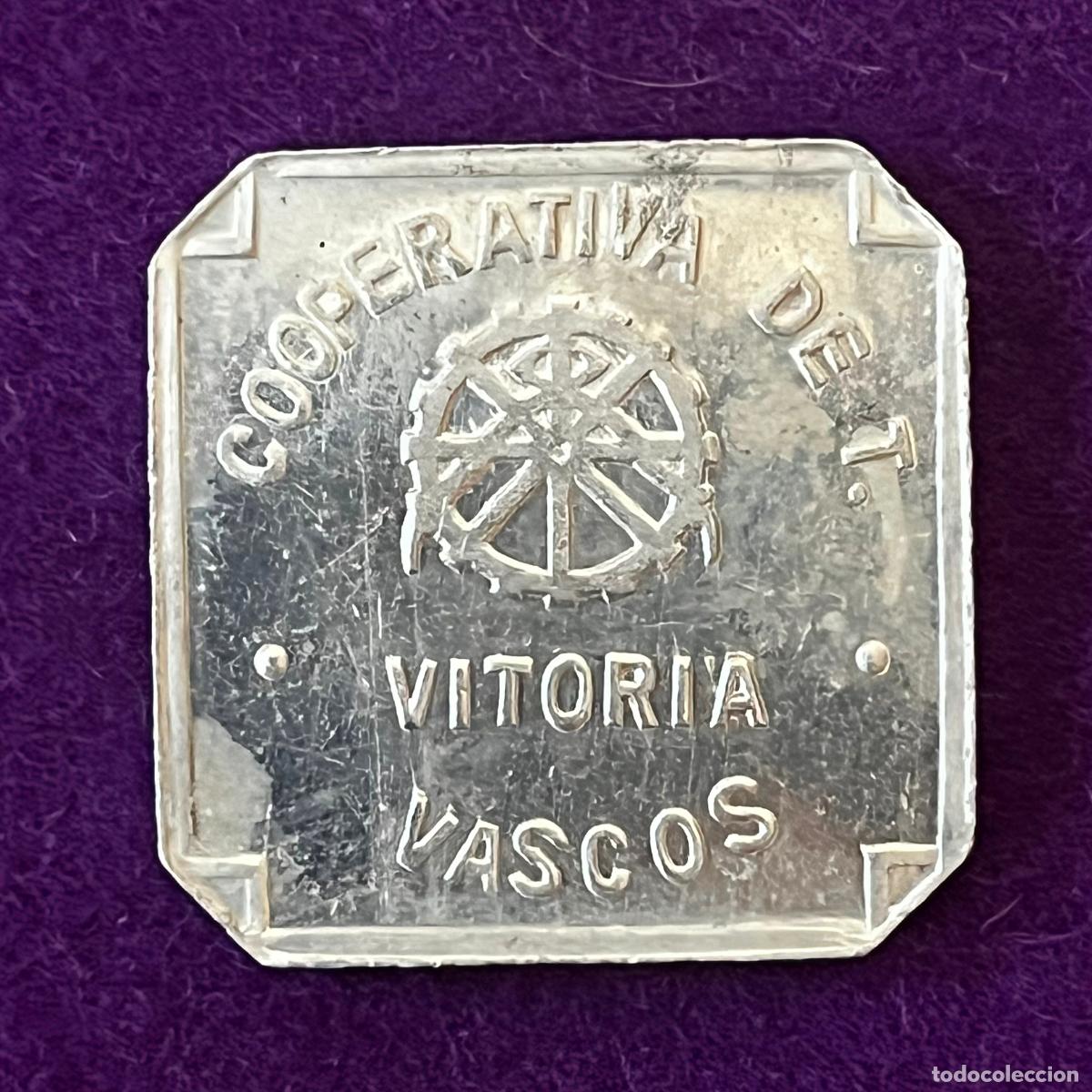 Monedas locales: FICHA VITORIA. COOPERATIVA DE T. VASCOS. TRABAJADORES. 25 CTS.