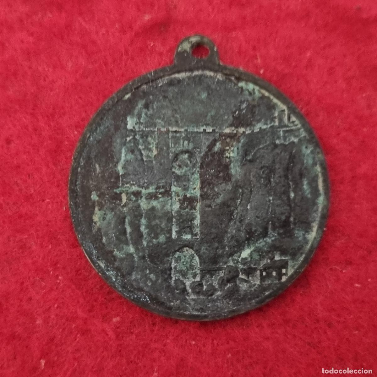 Moedas locais: ANTIGUA FICHA O MEDALLA RECUERDO DE RONDA MALAGA ORIGINAL C11