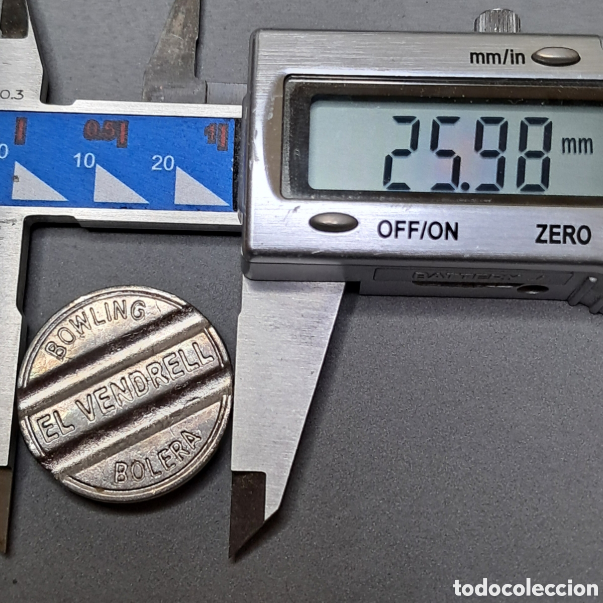 Monedas locales: Ficha, Token, Jet&oacute;n de el Bowling El Vendrell, Bolera - Foto 3