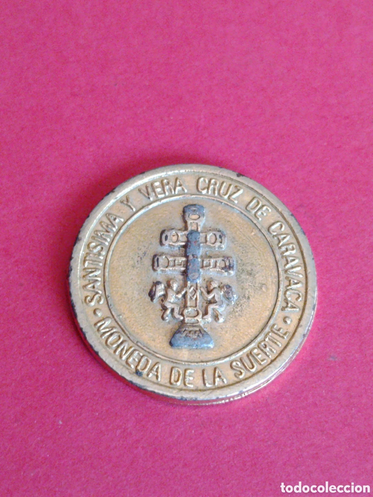 Monedas locales: FICHA/JET&Oacute;N/TOKEN. MONEDA DE LA SUERTE. CRUZ DE CARAVACA.
