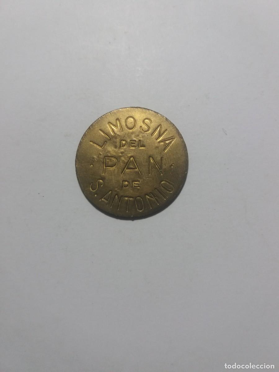 Monedas locales: Ficha Cooperativa Vale 1/2 Pan LIMOSNA PAN S. ANTONIO