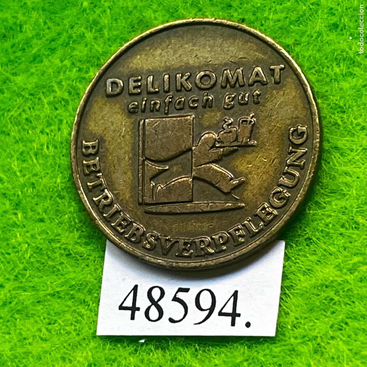 Monedas locales: Ficha Delikomat, caf&eacute;, consumici&oacute;n, token, jeton