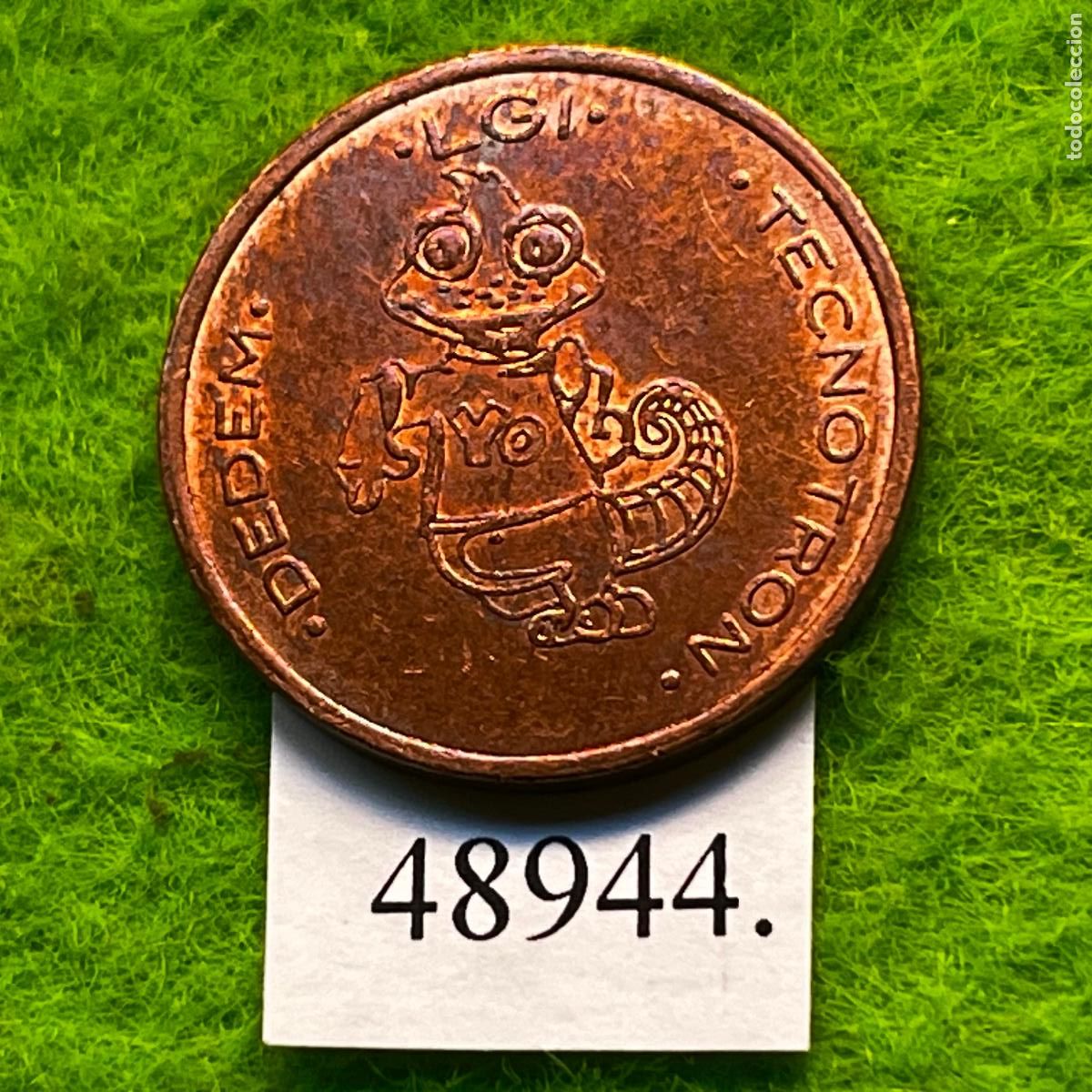 Local Coins: ficha Italia, LGI Kiddie Rides, tecnotr&oacute;n dedem, token, jet&oacute;n