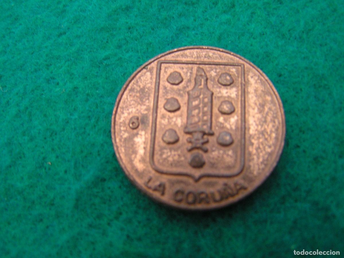 Monedas locales: Ficha, moneda o token promocional de Galletas LOSTE. Anverso con escudo de La Coru&ntilde;a. &iquest;A&ntilde;os 70?