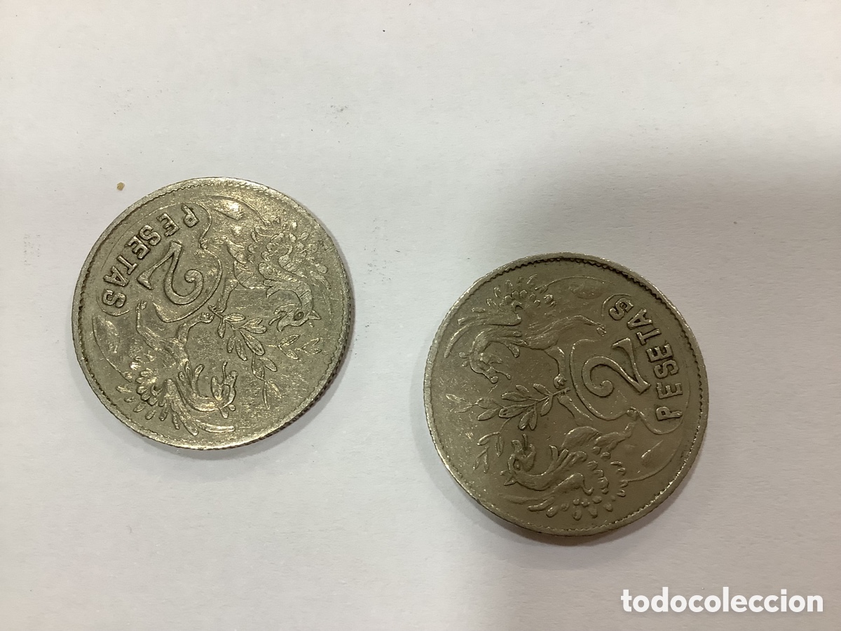 Monedas locales: LOTE DE DOS FICHAS DE CASINO MODERNISTAS 2 PESETAS