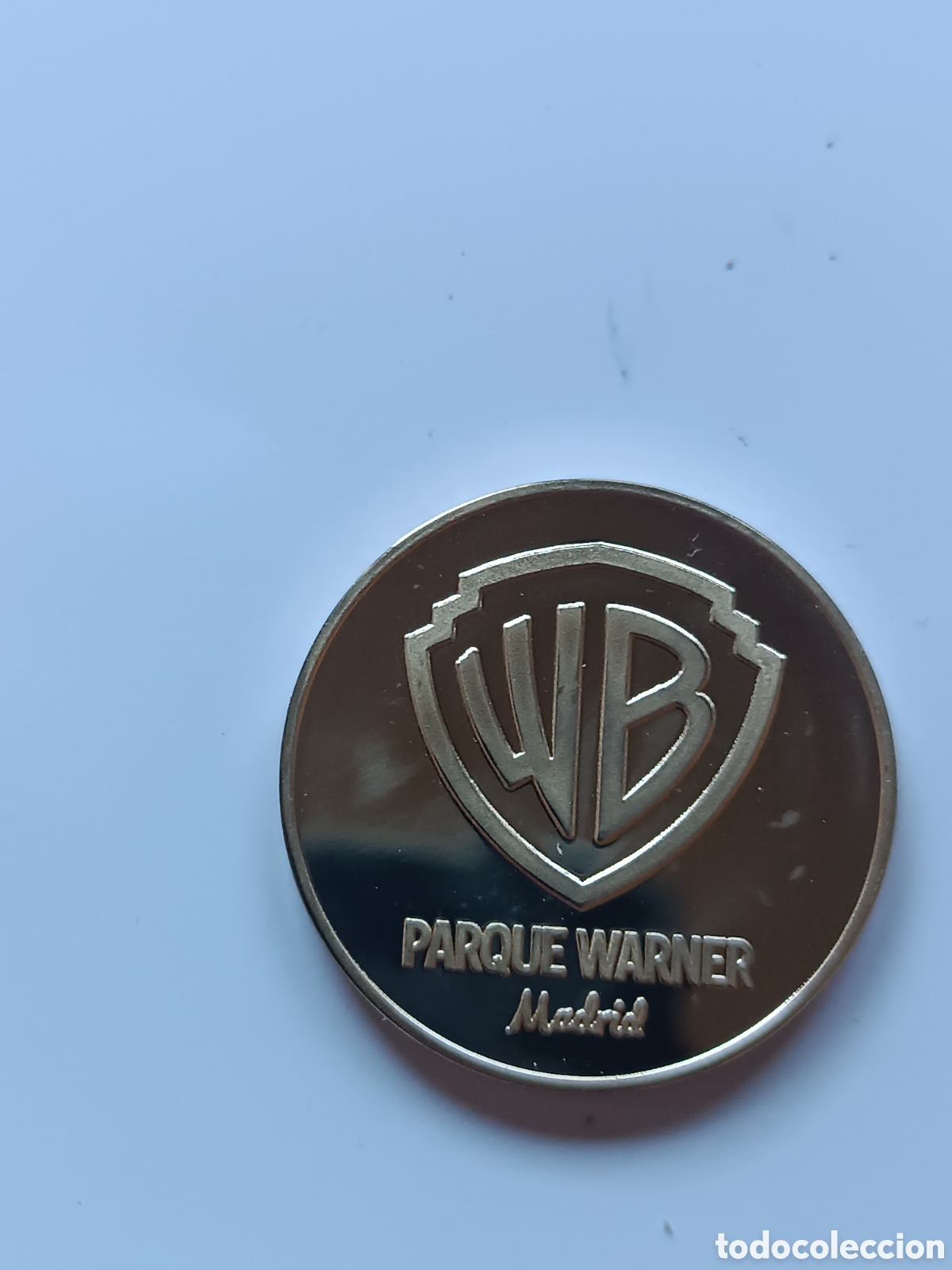 Monedas locales: Moneda edici&oacute;n exclusiva parque Warner Madrid - Foto 2