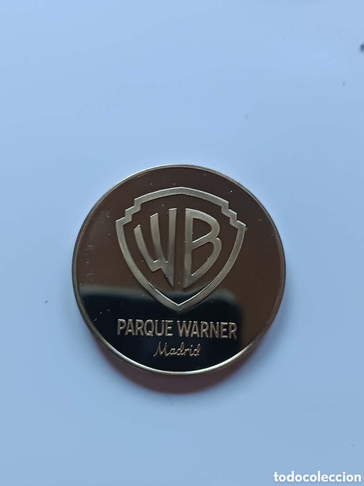 Monedas locales: Moneda edici&oacute;n exclusiva parque Warner Madrid - Foto 2