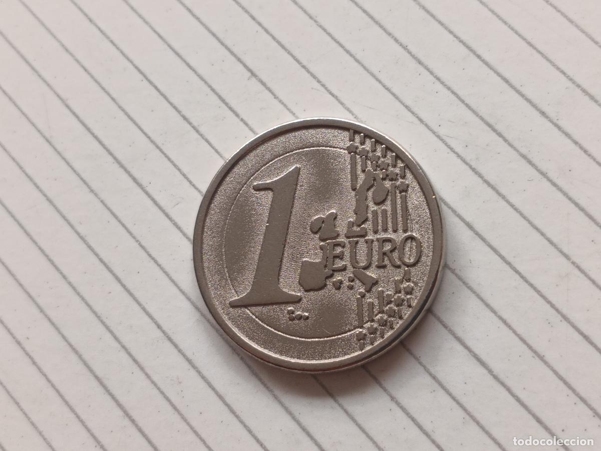 Monedas locales: Ficha de 1 Euro. 2001