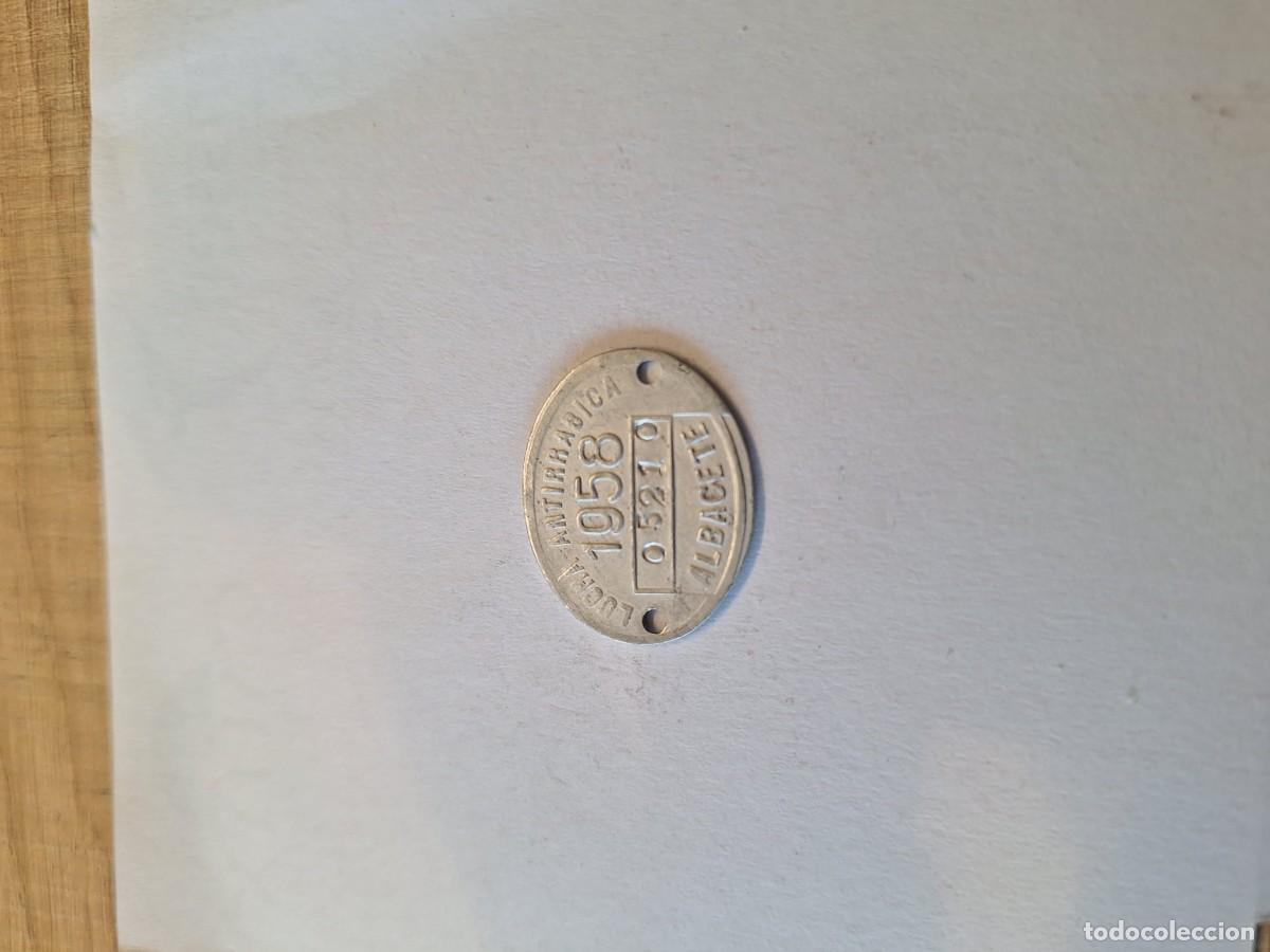 Monedas locales: RARA FICHA LUCHA ANTIRRABICA ALBACETE