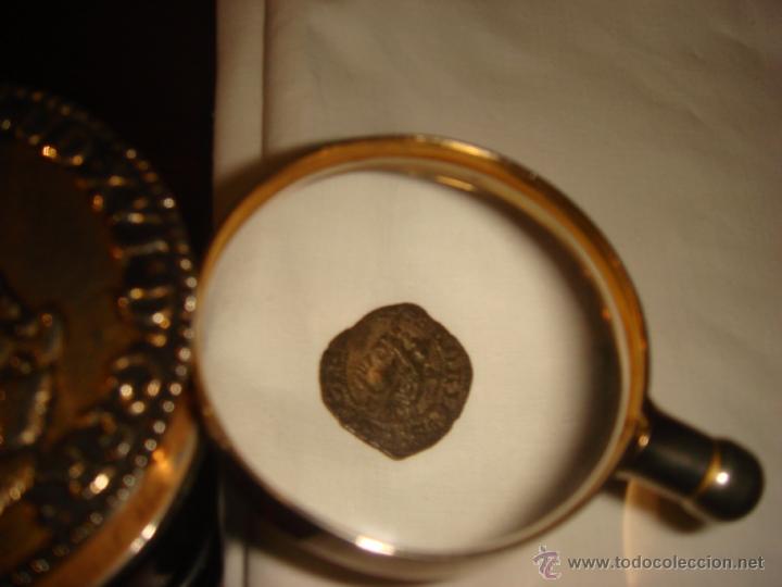 Monedas medievales: CRUZADO DE LEON, EPOCA ENRQUE II, SIGLO XIV, CECA DE LEON - Foto 4 - 32947745