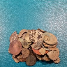 Monete medievali: LOTE 12. 50 MONEDAS VARIADAS ESPAÑOLAS PARA LIMPIAR Y EXPERTIZAR