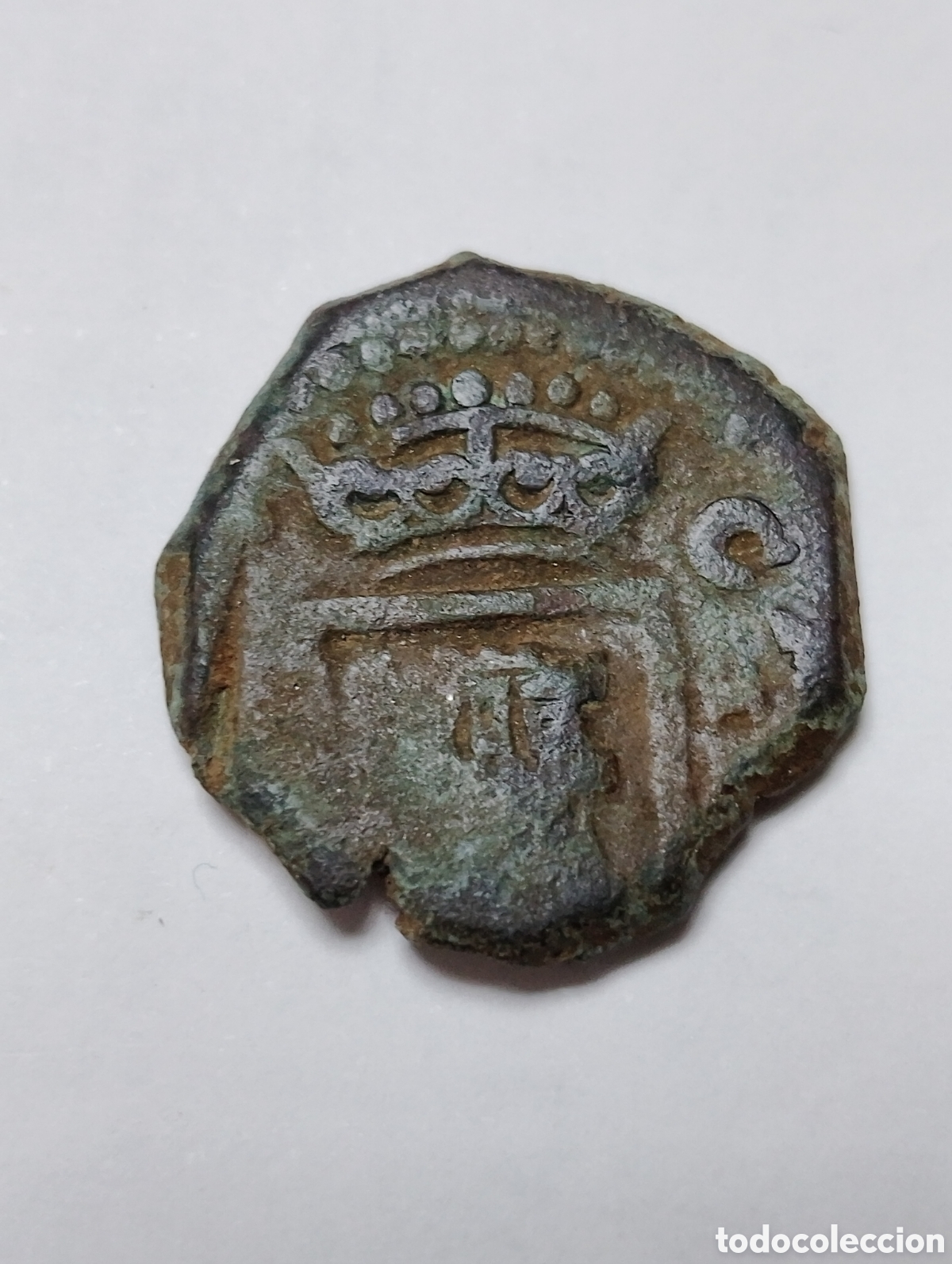 Monedas medievales: 2 monedas de Carlos ll de 2 maraved&iacute;es 1684 y 1696