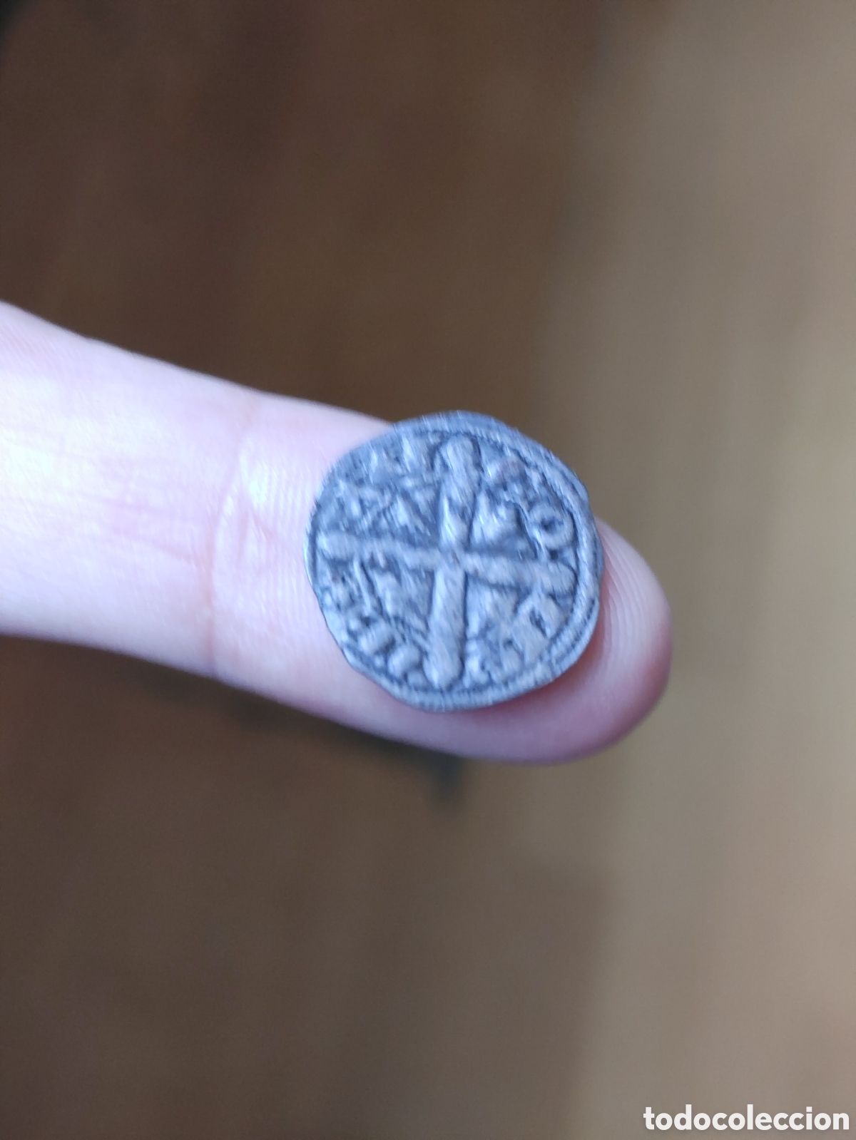 Monedas medievales: Dinero. Alfonso IX ( 1188 - 1230 ). Santiago de Compostela. Con S/I delante del leon