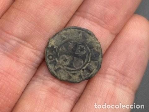 Monnaies m&eacute;di&eacute;vales: Reino de Castilla Alfonso VIII (1158-1214). Dinero pepion (con leyenda Tolleta) (1158-1214)