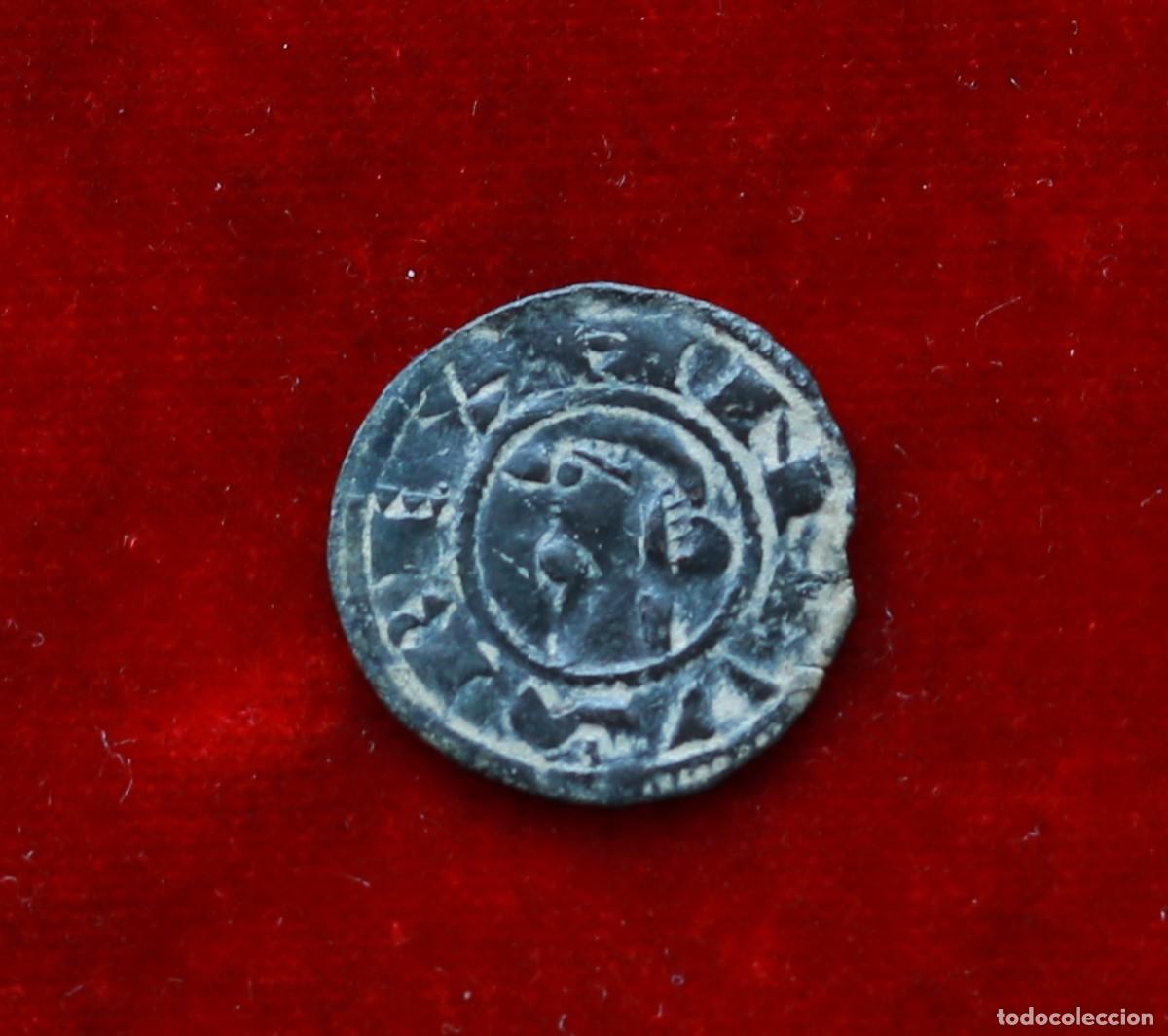 Monedas medievales: DINERO 1158-1214. ALFONSO VIII. 0,74 GR; 17,4 MM