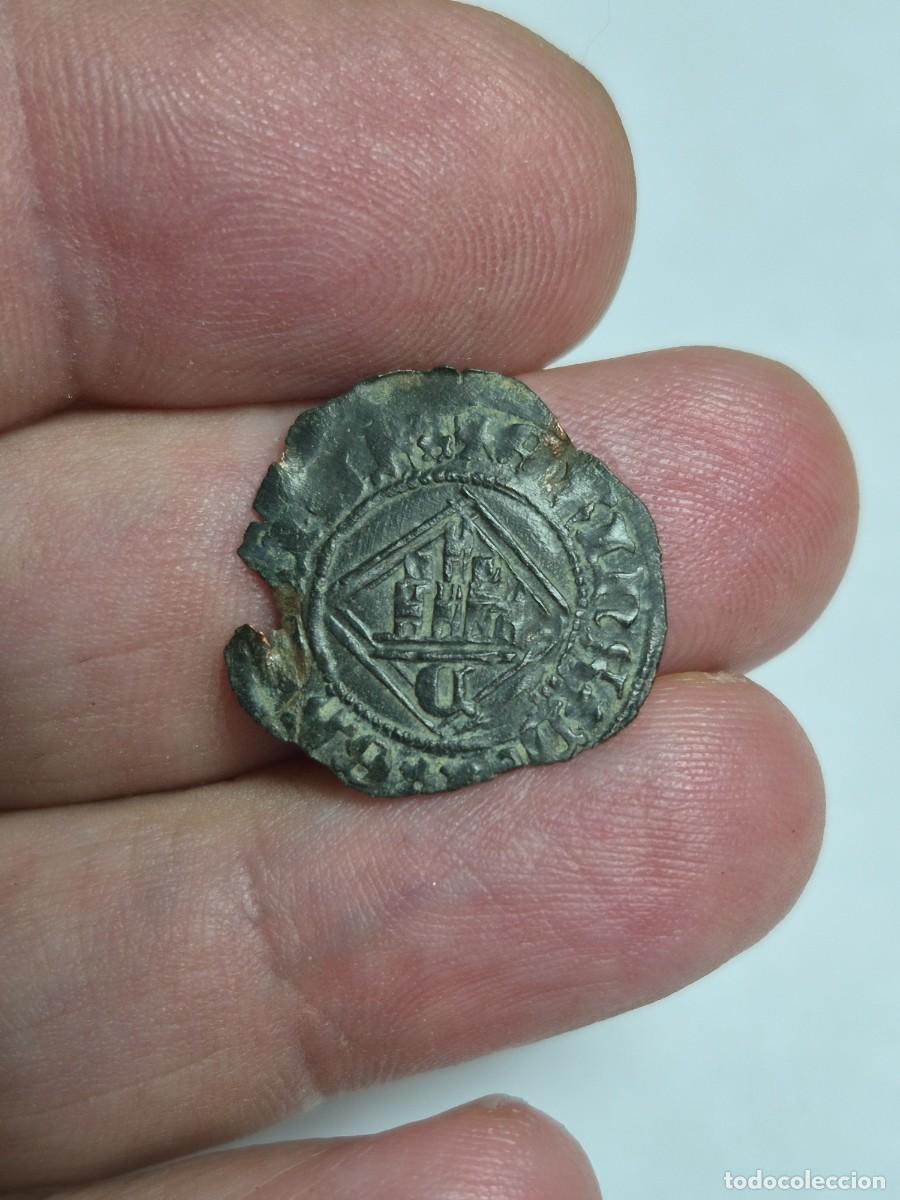 Monedas medievales: NT/ ENRIQUE IV BLANCA DE ROMBO CUENCA C BAJO CASTILLO Y CUENCO ENCIMA LEON (A1316)