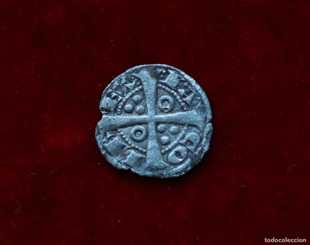 Monete medievali: DINERO 1258-1276 BARCELONA. JAIME I. 0,75 GR, 17,4 MM