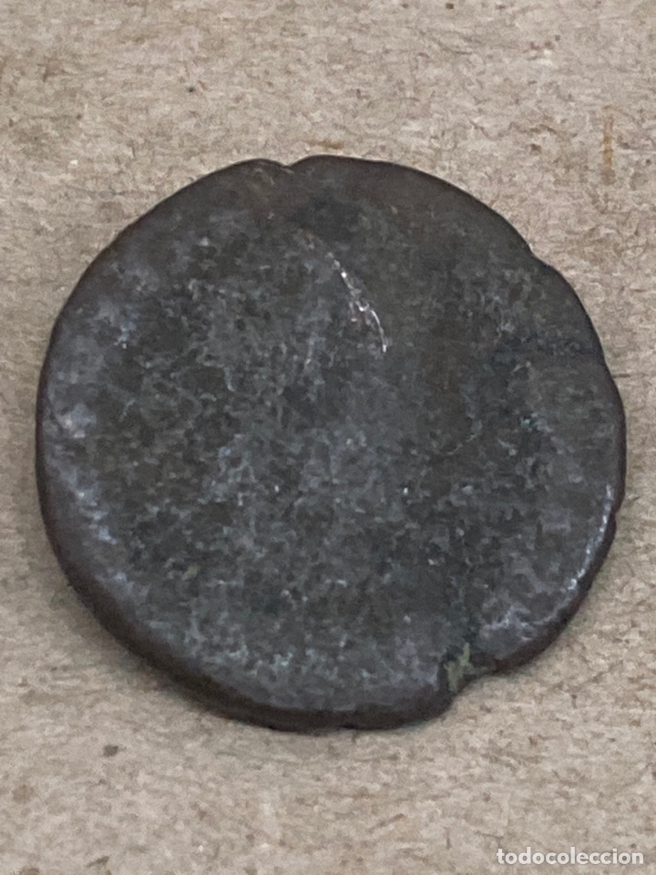 Monedas medievales: Moneda de bronce sin identificar - Foto 1