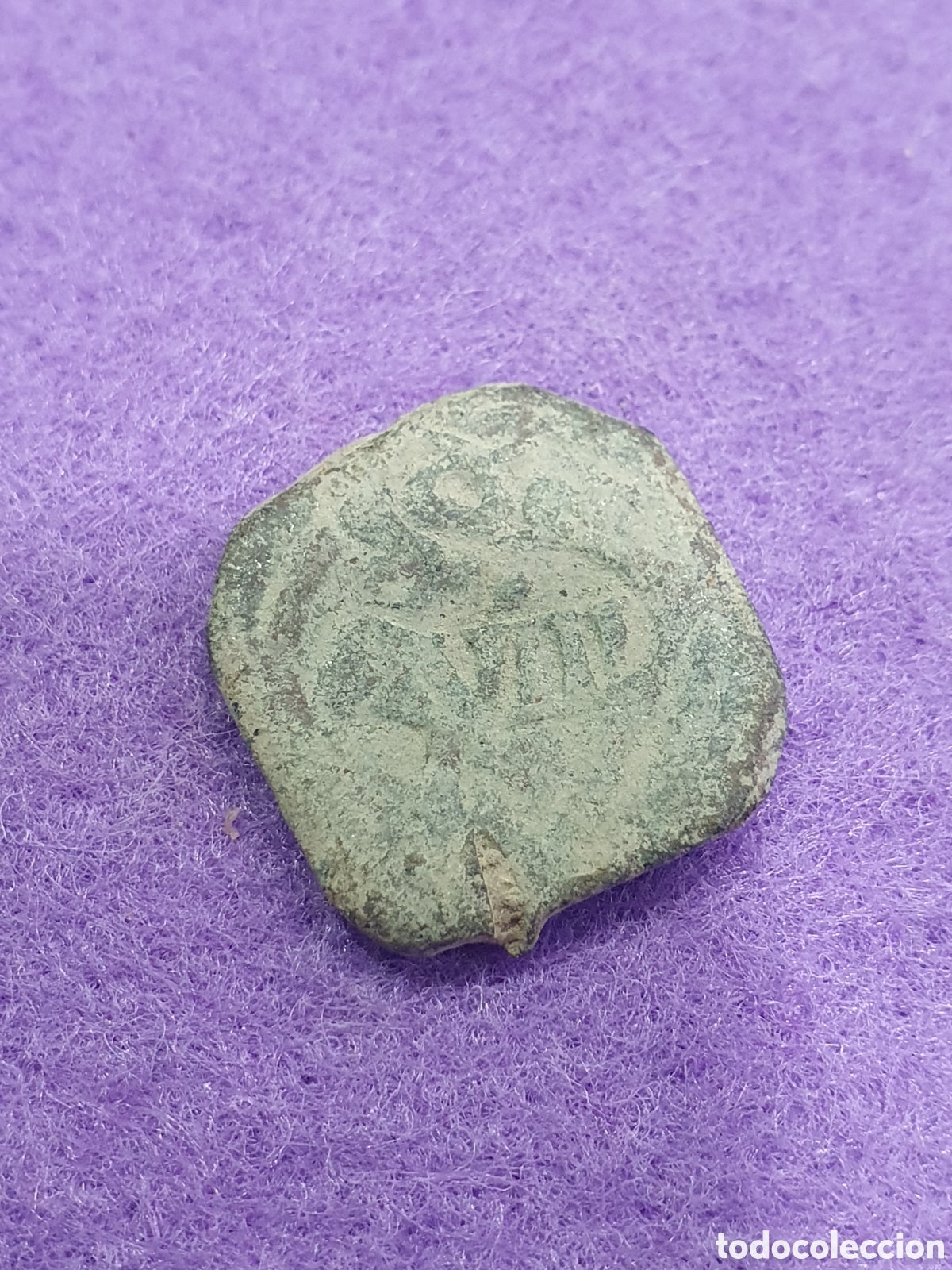 Monedas medievales: Antigua moneda medieval resellada. (L100D) - Foto 1