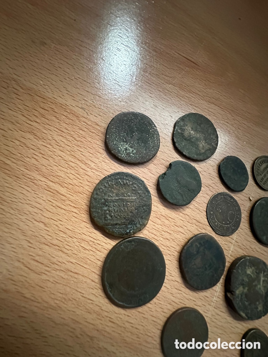 Monedas medievales: Importante lote de monedas romanas ,hispanas - Foto 4