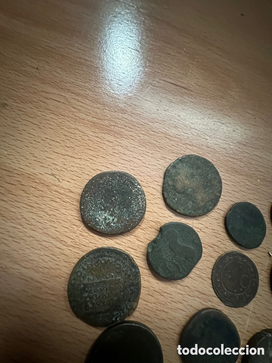 Monedas medievales: Importante lote de monedas romanas ,hispanas - Foto 7