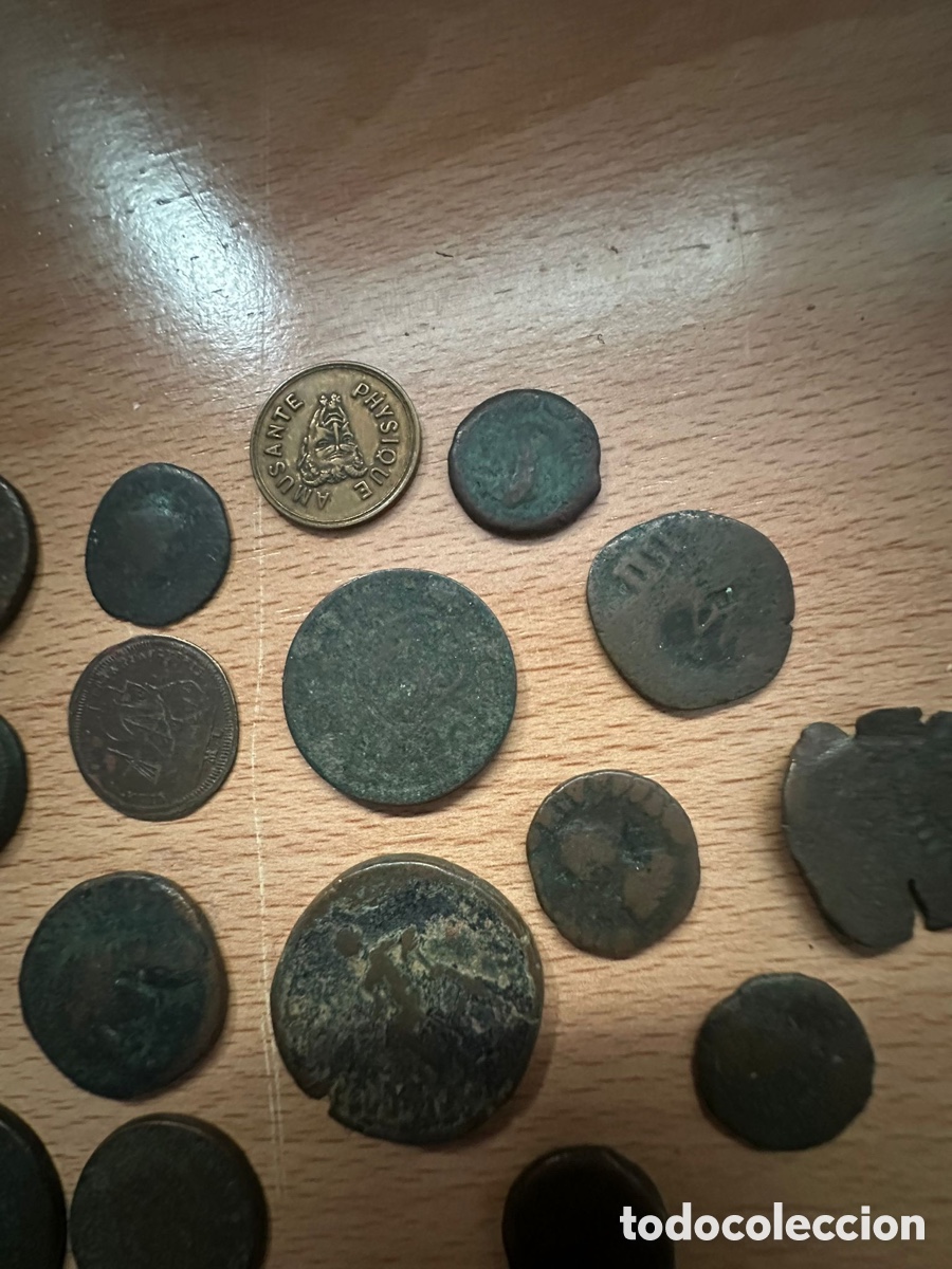 Monedas medievales: Importante lote de monedas romanas ,hispanas - Foto 12