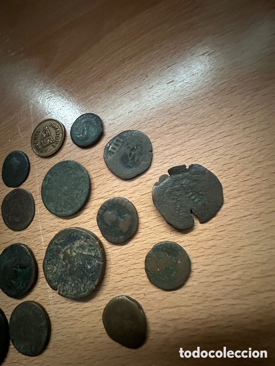 Monedas medievales: Importante lote de monedas romanas ,hispanas - Foto 14