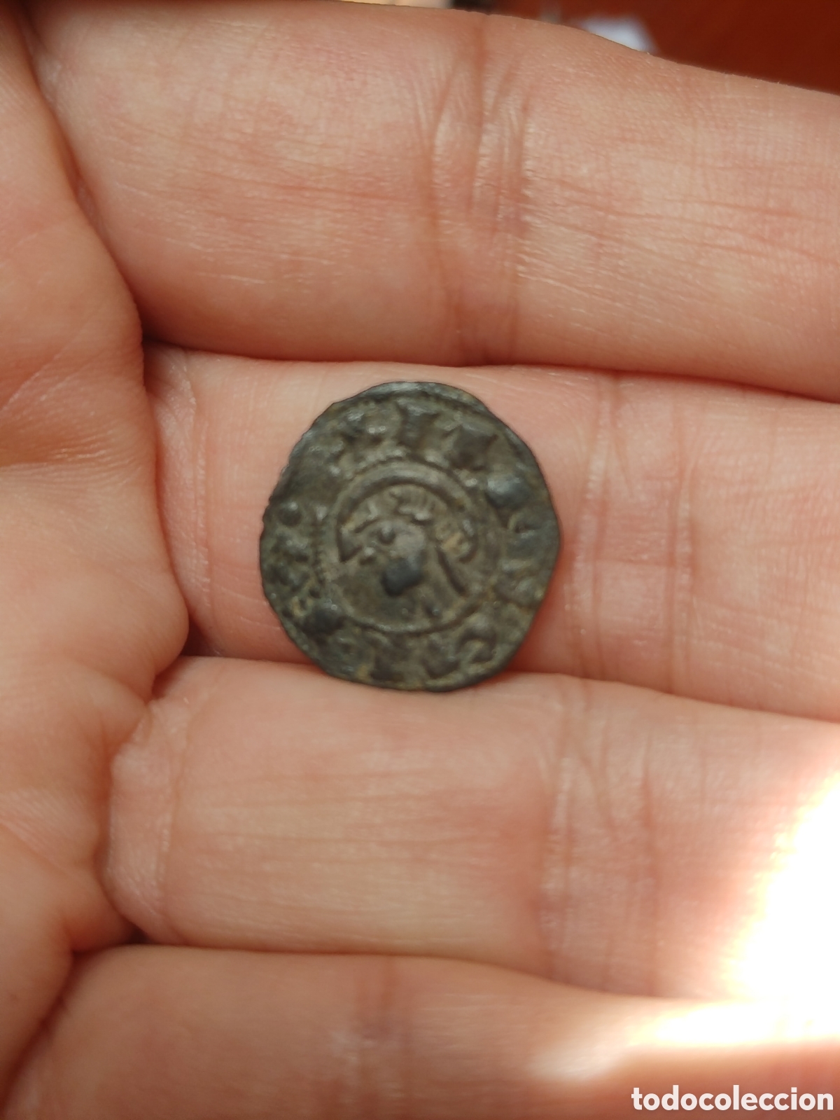 Monedas medievales: Dinero Alfonso VIII. Toledo. - Foto 2