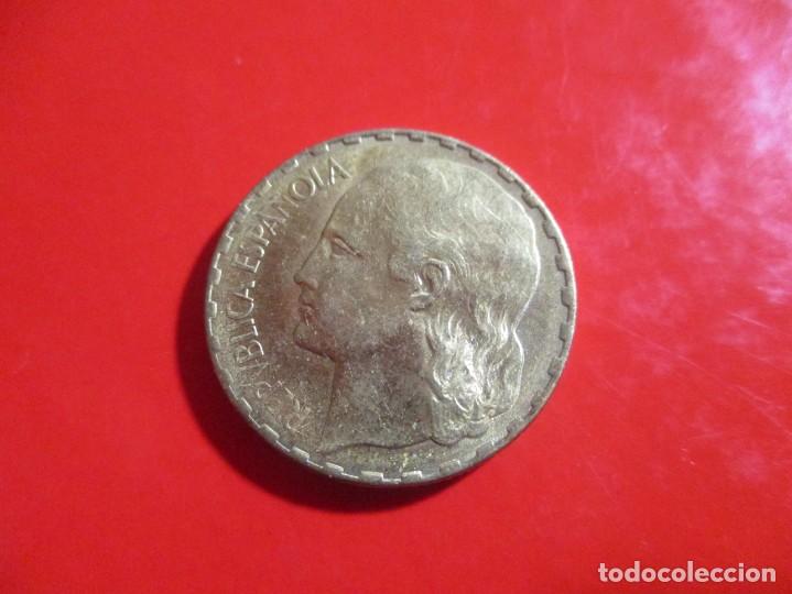 Monedas Rep&uacute;blica: II republica. moneda de 1 pta. 1937 - Foto 1