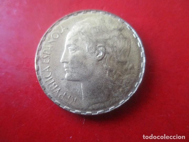 Monedas Rep&uacute;blica: II Republica. 1 pta 1937 - Foto 1