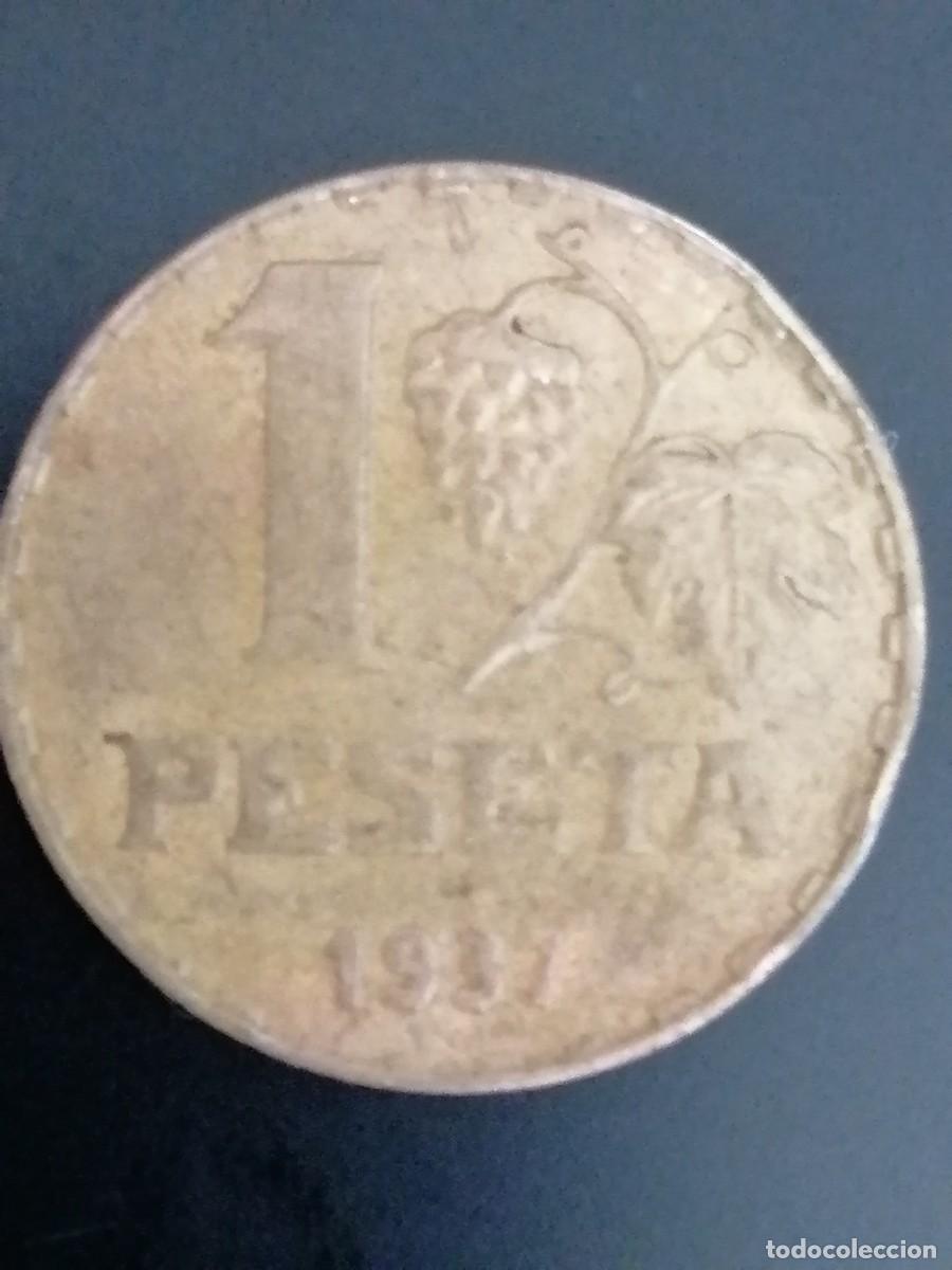 Monedas Rep&uacute;blica: 2 monedas &rdquo;Peseta de las uvas&rdquo; - Foto 3