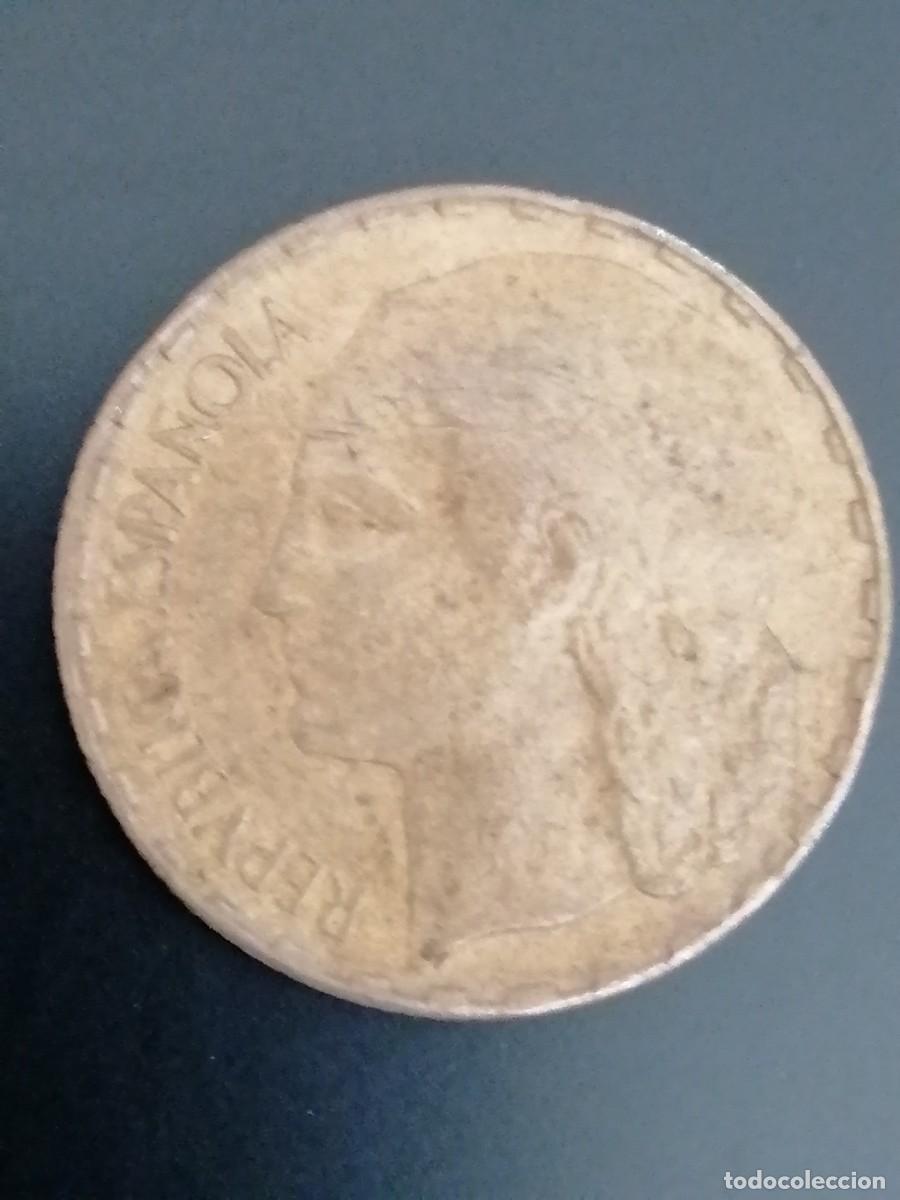 Monedas Rep&uacute;blica: 2 monedas &rdquo;Peseta de las uvas&rdquo; - Foto 4