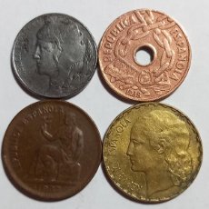 Monedas República: LOTE MONEDAS 5,25,50 CENTIMOS Y 1 PESETA DE LA REPUBLICA.