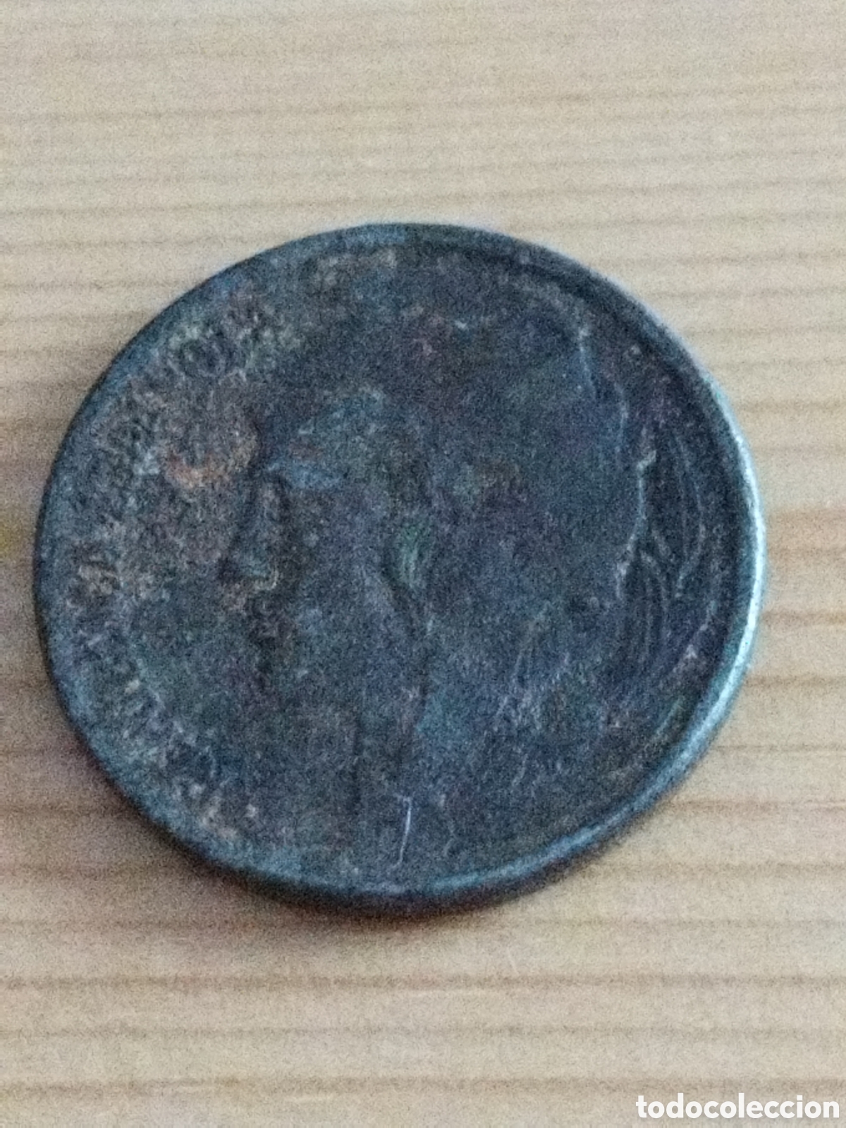 Monedas Rep&uacute;blica: Moneda de 5 c&eacute;ntimos de 1937 republica - Foto 1
