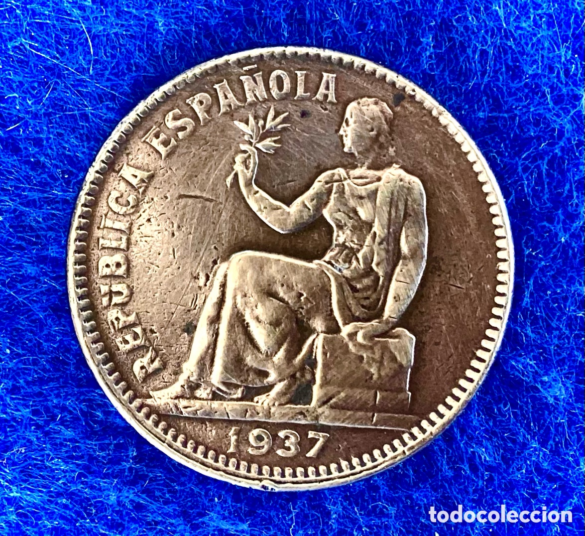 Monedas Rep&uacute;blica: Excepcional variante. 50 C&eacute;ntimos 1937 (Rep&uacute;blica) &ldquo;sin Estrellas y orla de puntos cuadrados&rdquo;