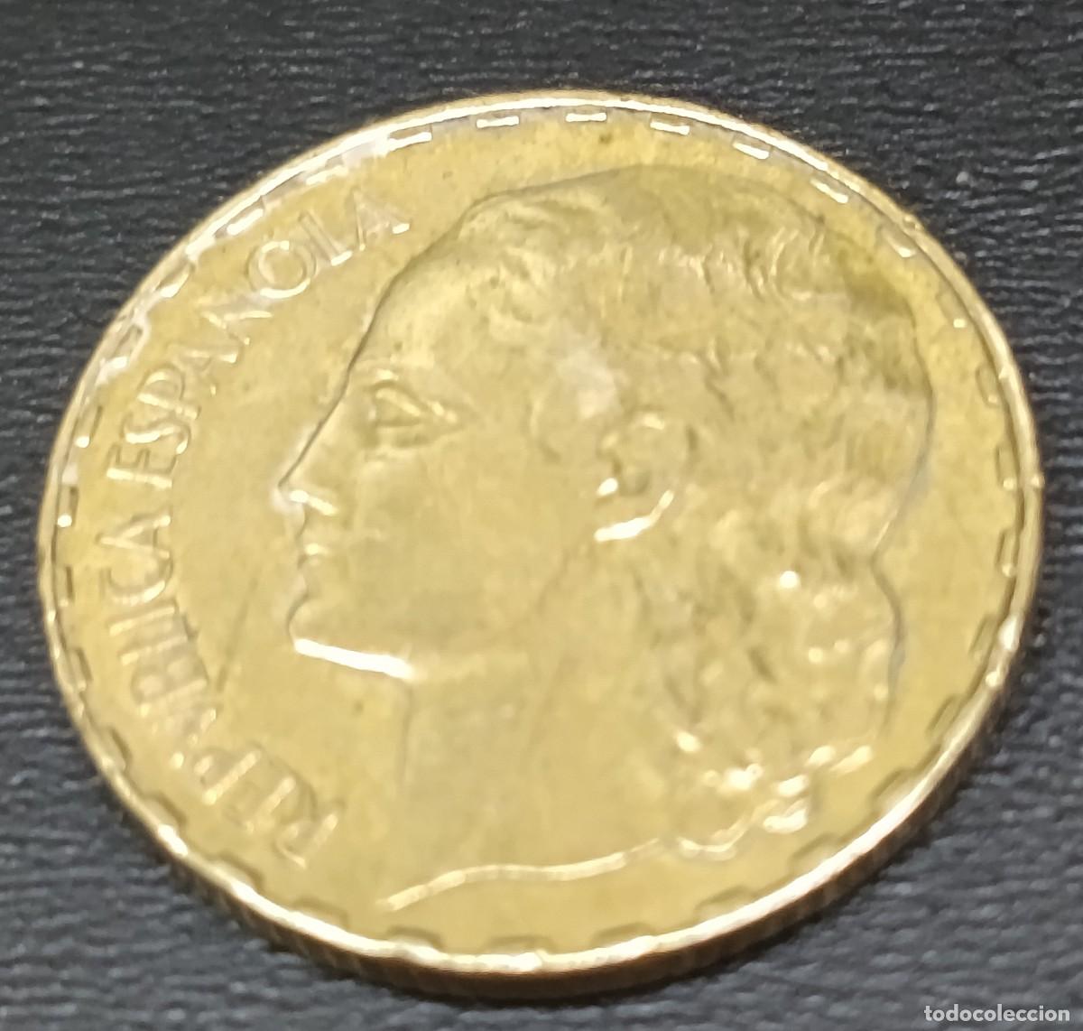 Monedas Rep&uacute;blica: Moneda de 1 peseta a&ntilde;o 1937 - Foto 4