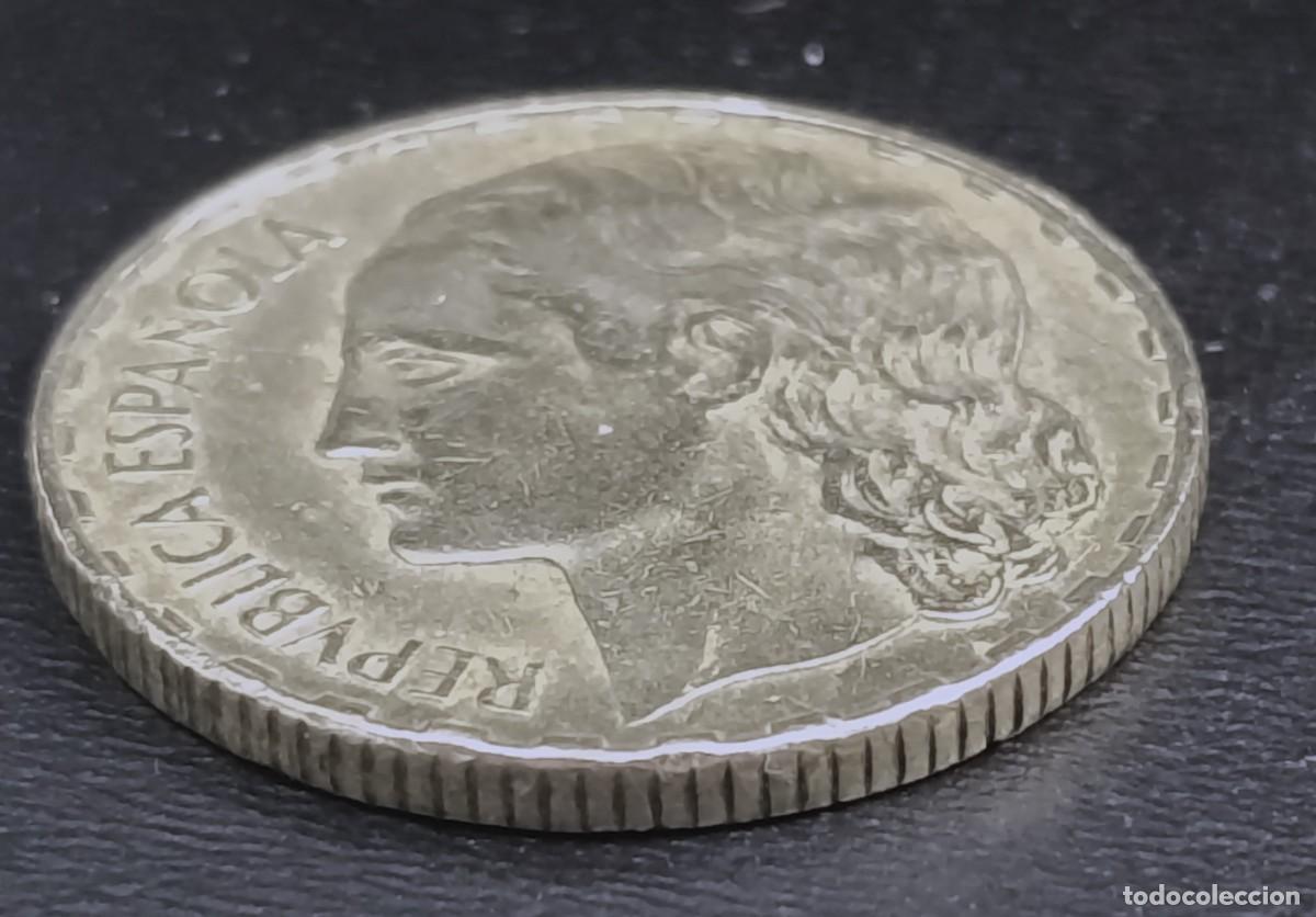 Monedas Rep&uacute;blica: Moneda de 1 peseta a&ntilde;o 1937 - Foto 2