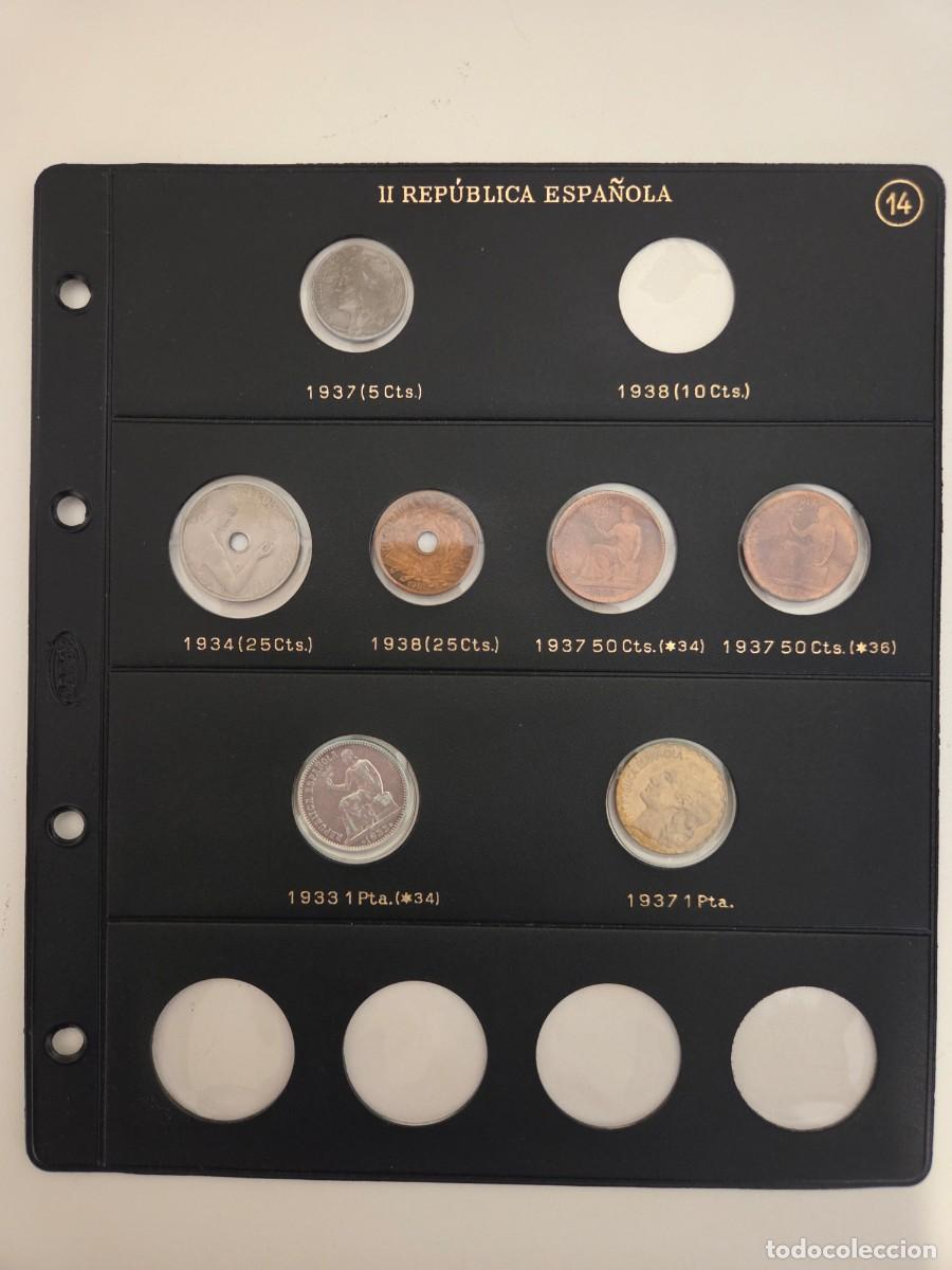 Monedas Rep&uacute;blica: Siete monedas de c&eacute;ntimos y pesetas Segunda Republica 1933-1937. Hoja album Pardo. SC, SC-